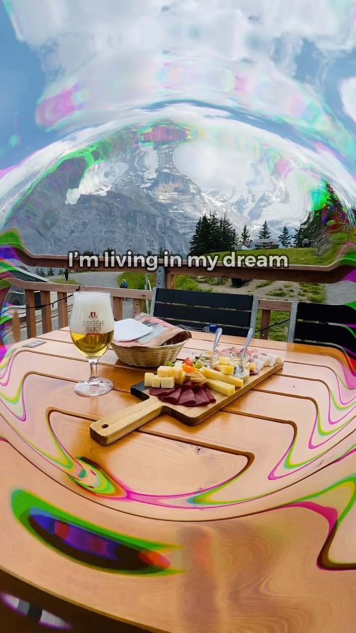Post 4 by Vanja on Instagram (video)