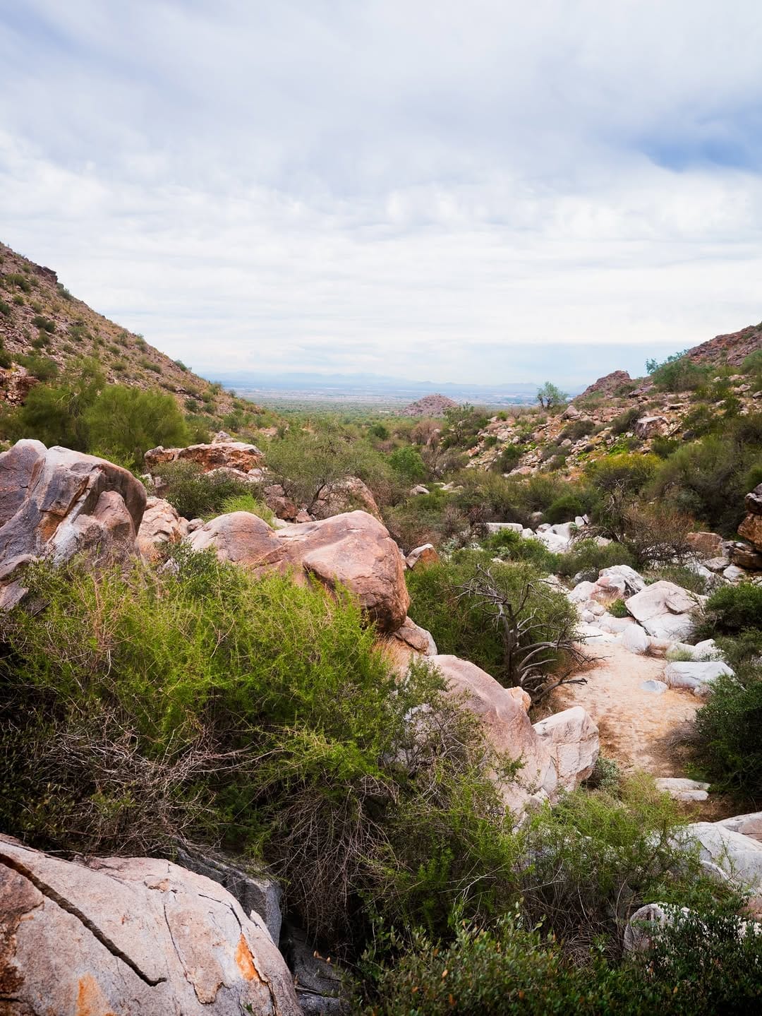 Post 1 by RICKY |📍Arizona | Travel + Hiking + Outdoors on Instagram (carousel)