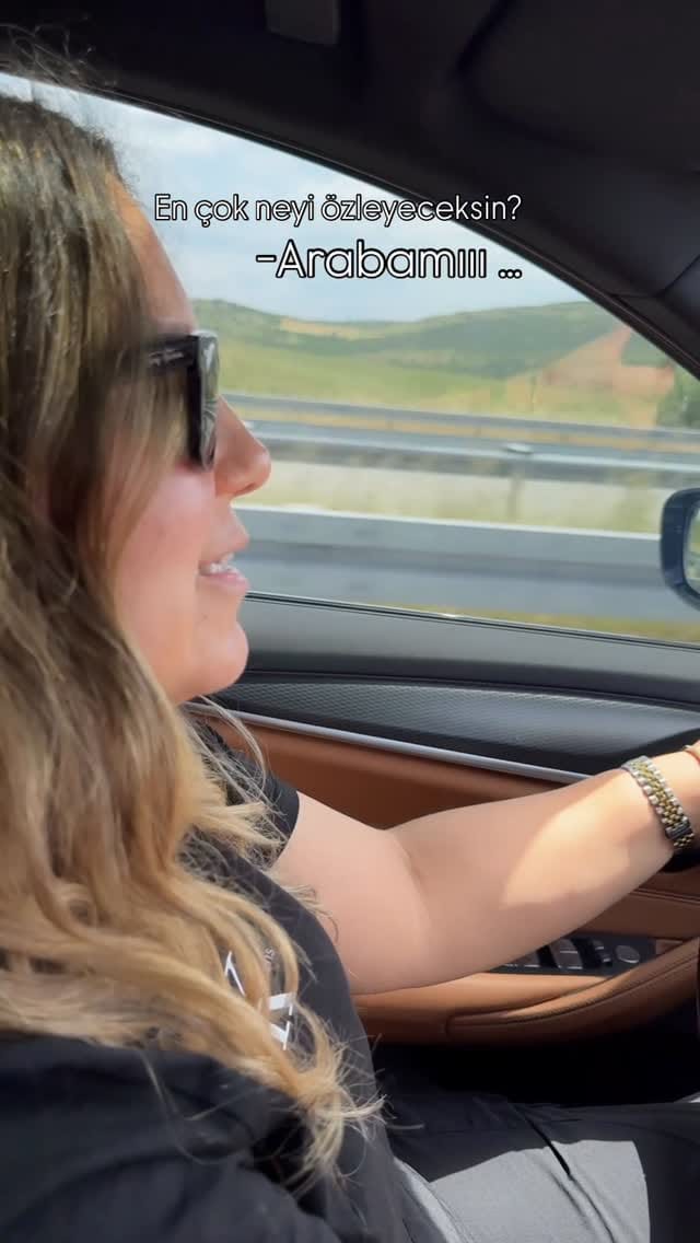 Post 1 by Dilara Yavuzyiğit on Instagram (video)