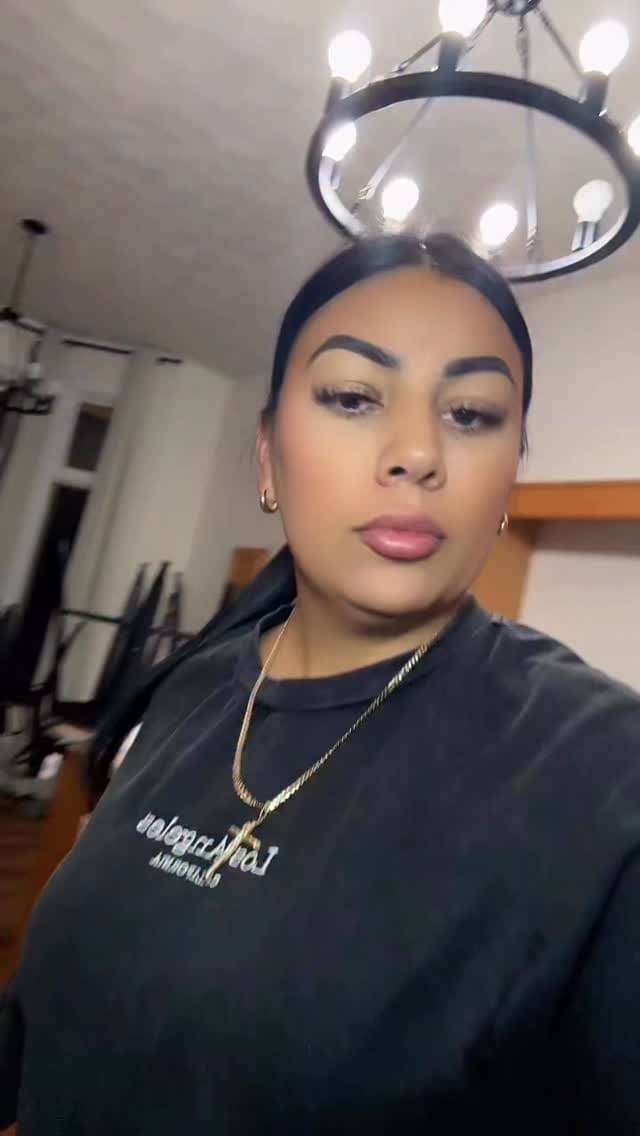 Post 7 by Vanessa Nguyen on Instagram (video)