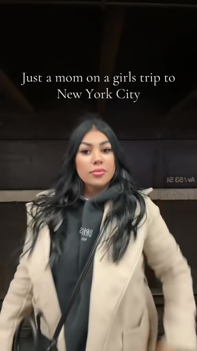 Post 3 by Vanessa Nguyen on Instagram (video)