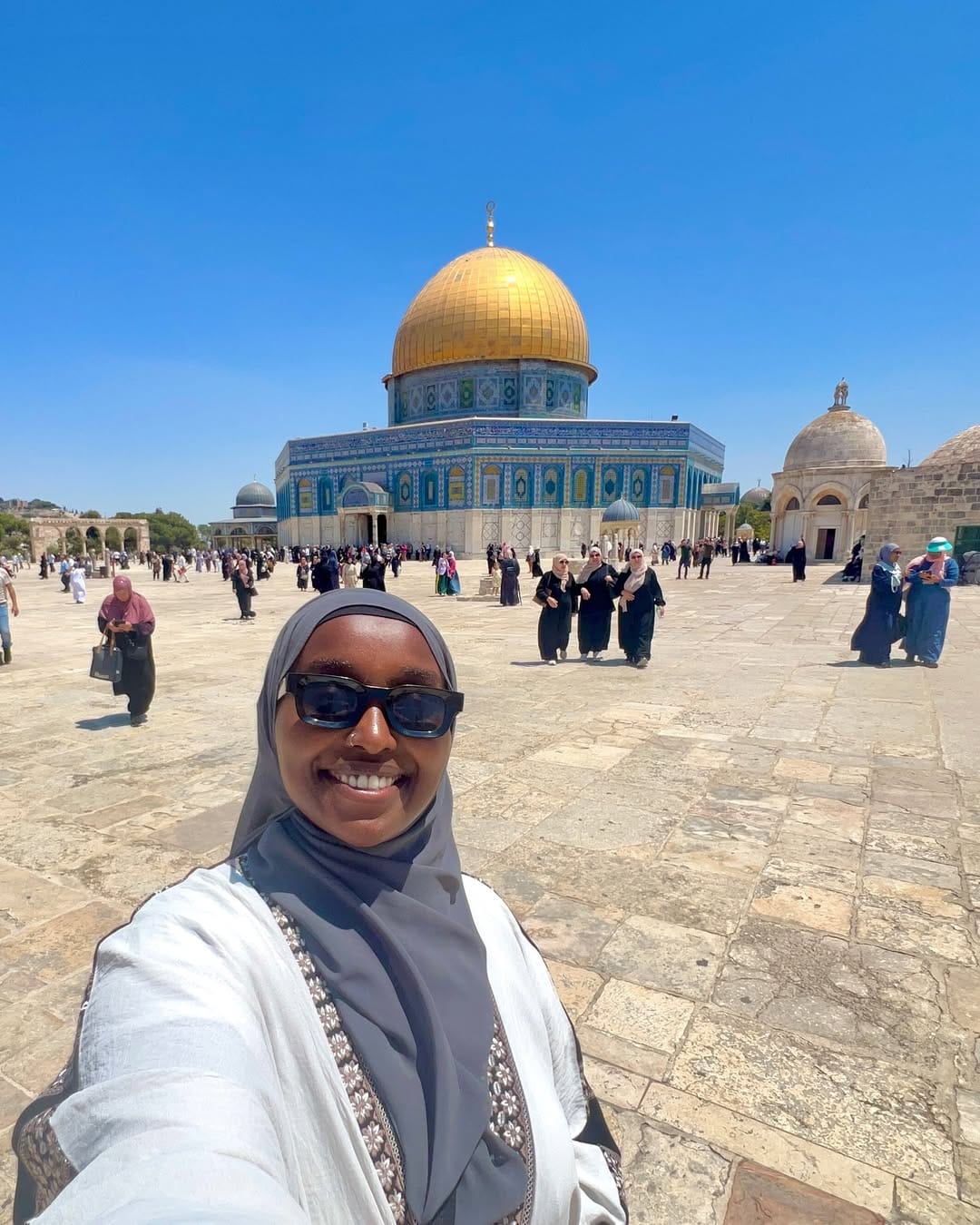 Post 10 by Marian Abdi (Geenyada Madow) on Instagram (carousel)