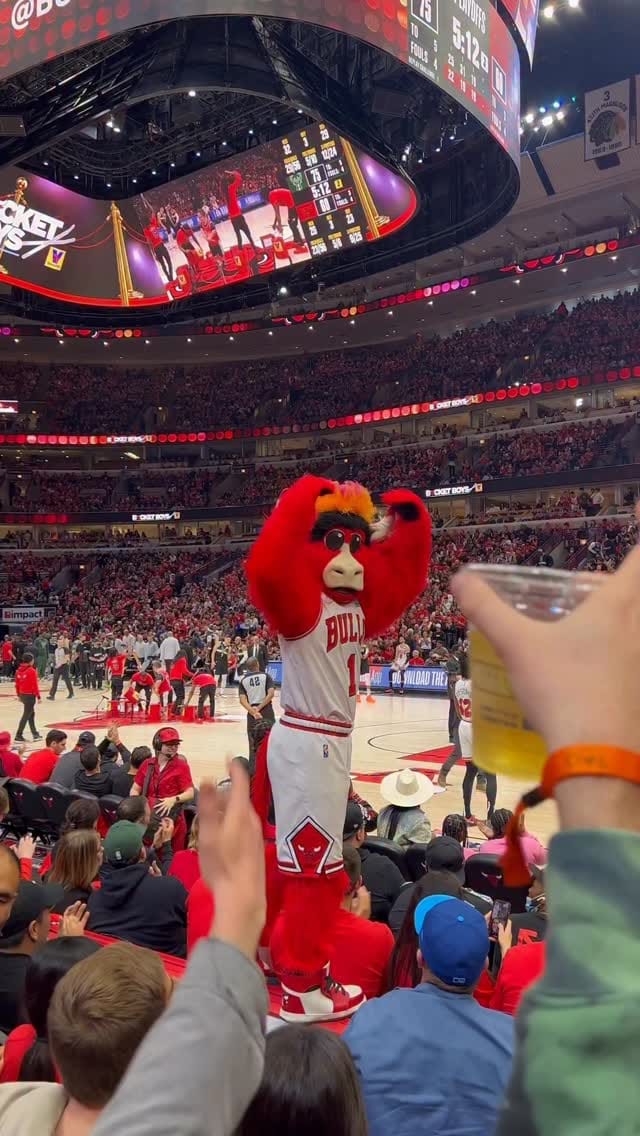 Post 4 by Daniel Romeo Hernandez on Instagram (video)
