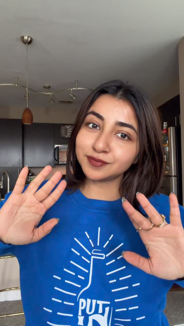 Post 2 by Sayani Roy on Instagram (video)