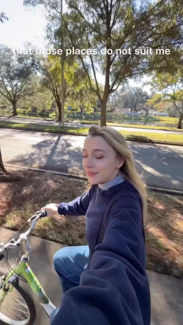 Post 6 by Sara Randall on Instagram (video)