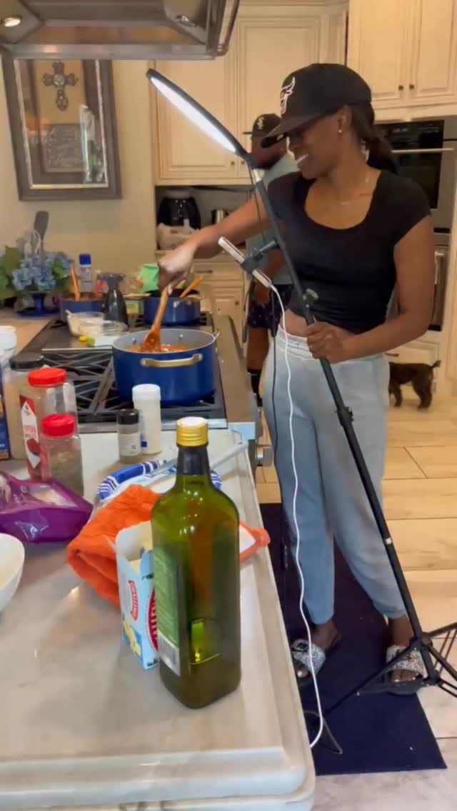 Post 5 by Porcia Mann on Instagram (video)