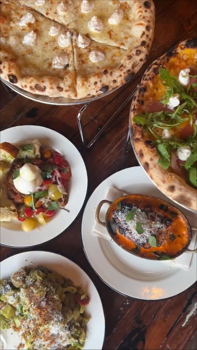 Post 7 by Fab Food Chicago on Instagram (video)