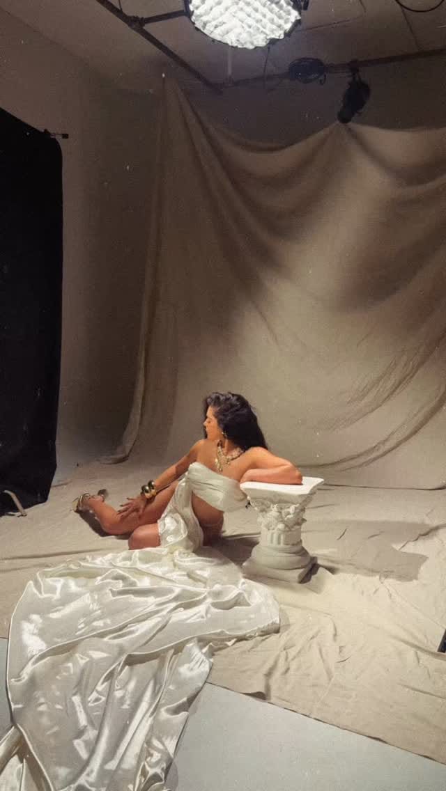 Post 4 by Serena Muniz on Instagram (video)