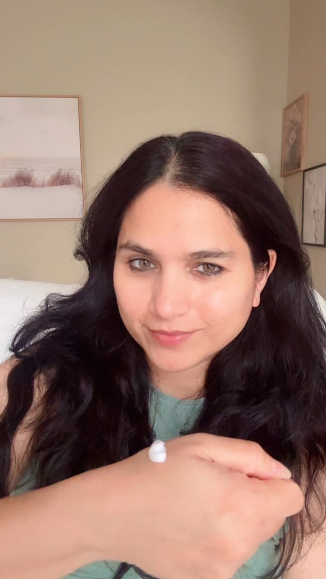 Post 9 by DailyDiva on Instagram (video)