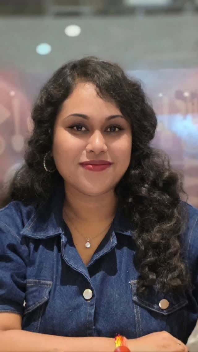 Post 4 by Mala Ray & Tanushree Ray👩‍🍳👩‍🍳 on Instagram (video)