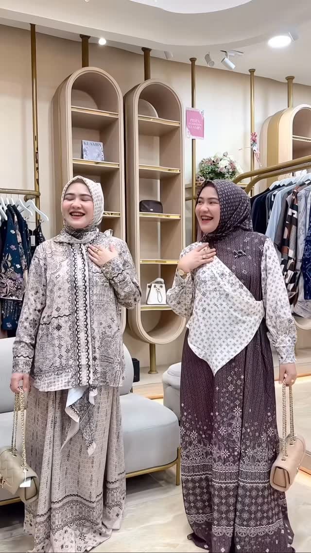 Post 3 by Wirriamae Azzahra on Instagram (video)
