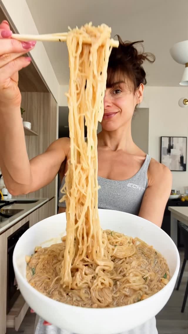 Post 4 by Jessica Hirsch on Instagram (video)
