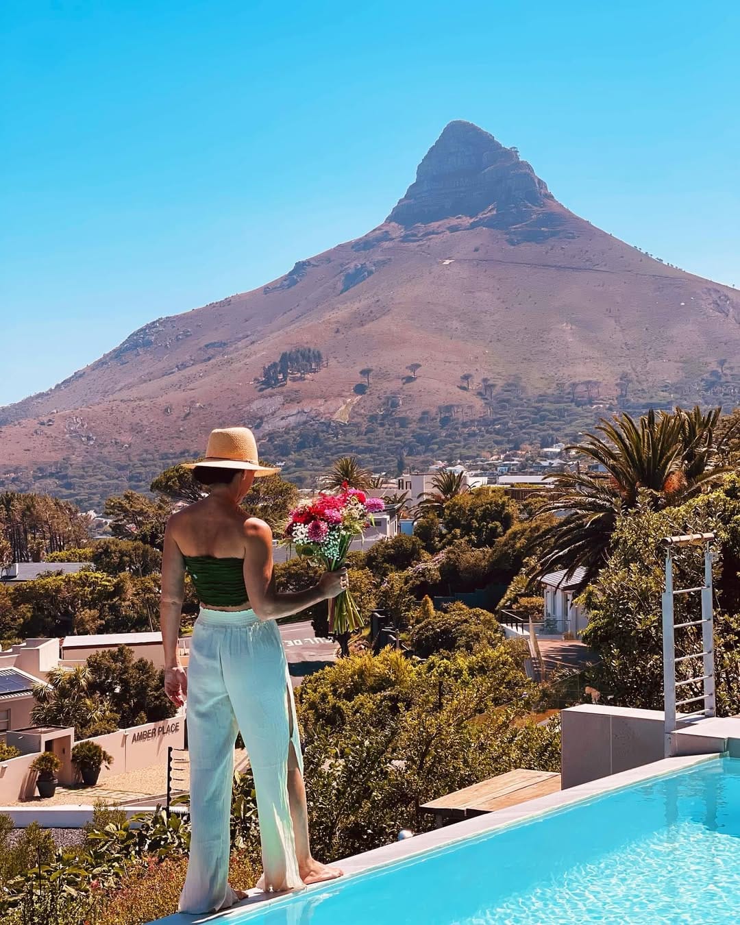 Post 4 by Chelsea Knipp 🌐 Travel Creator on Instagram (carousel)