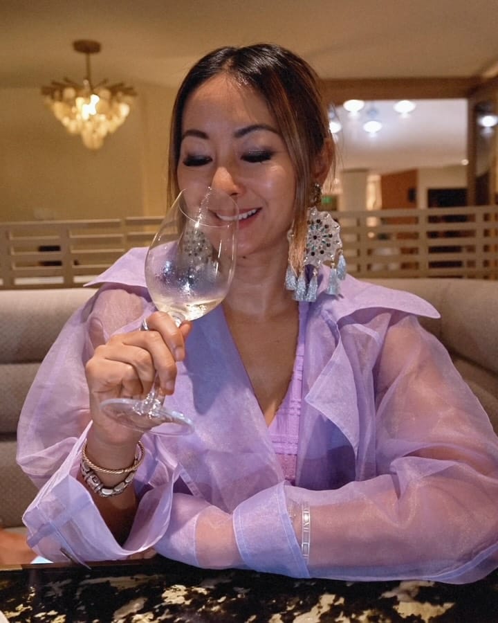 Post 10 by 𝐀𝐍𝐂𝐇𝐘𝐈 𝐖𝐄𝐈 on Instagram (carousel)