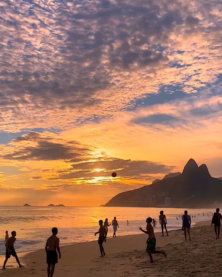 Post 7 by Claudio Bezerra - 🇧🇷🇺🇸 ✈️ on Instagram (video)