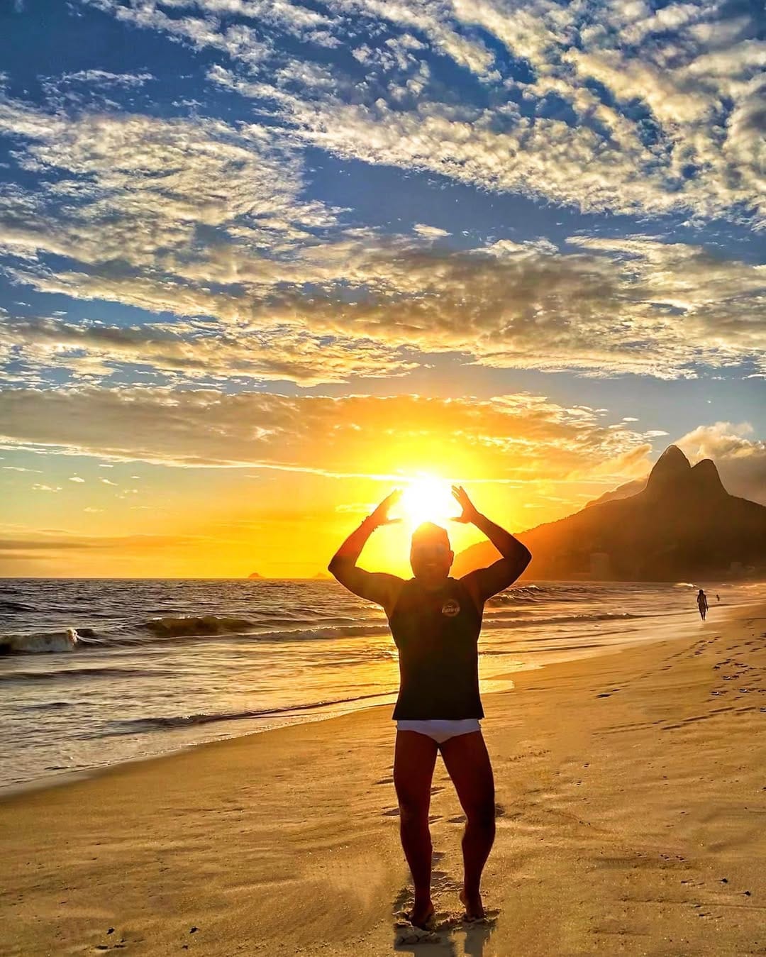 Post 8 by Claudio Bezerra - 🇧🇷🇺🇸 ✈️ on Instagram (carousel)