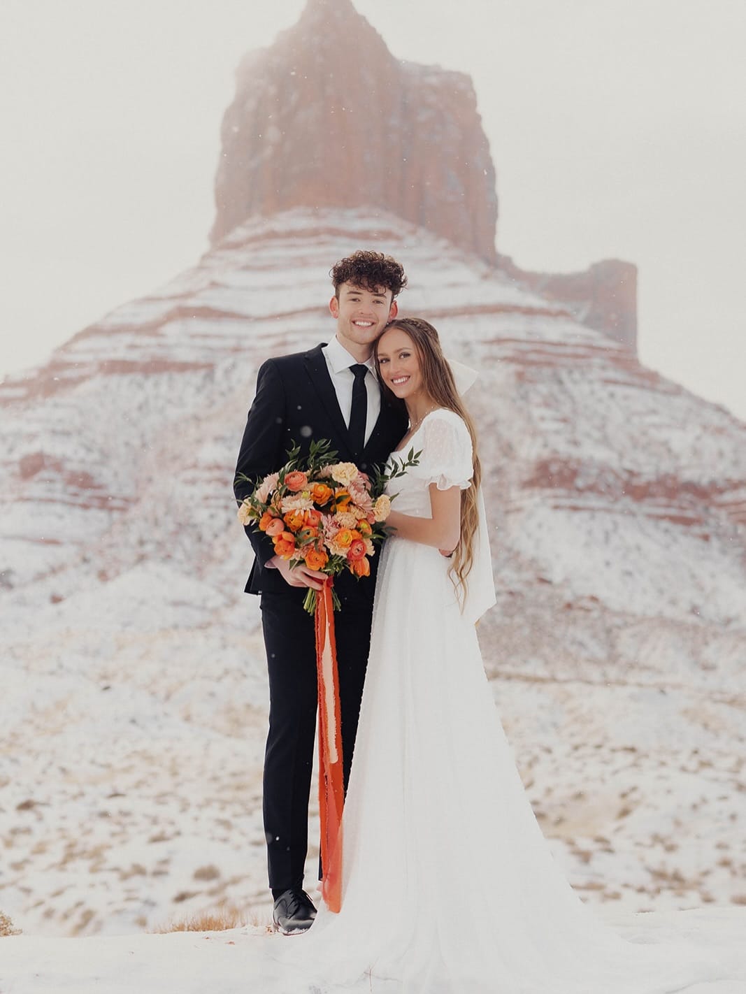 Post 2 by ALICE™ • WEDDING + ELOPEMENT PHOTOGRAPHER on Instagram (carousel)