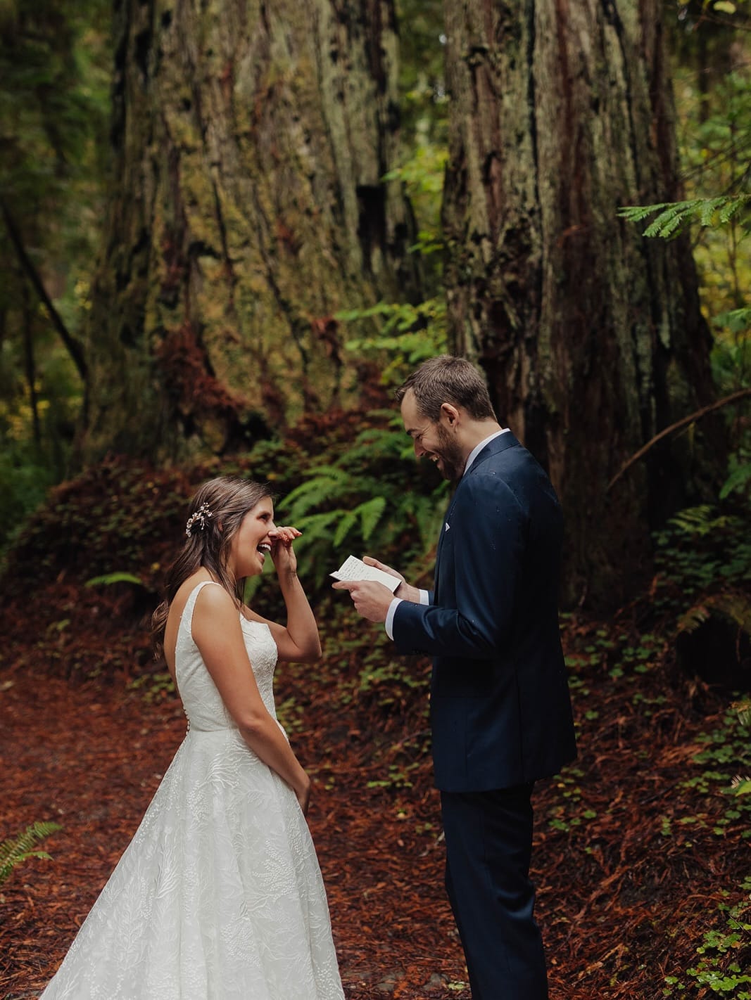 Post 5 by ALICE™ • WEDDING + ELOPEMENT PHOTOGRAPHER on Instagram (carousel)