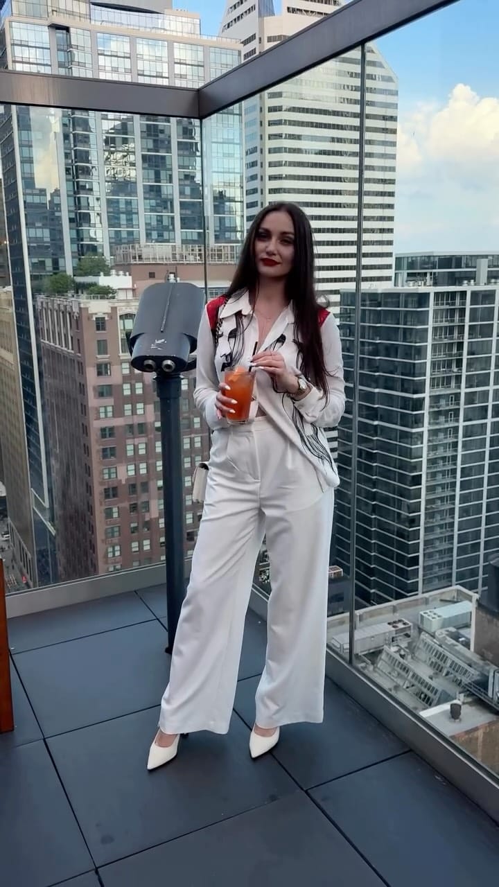 Post 10 by Liliia Dziuba | Fashion & Beauty Influencer on Instagram (video)