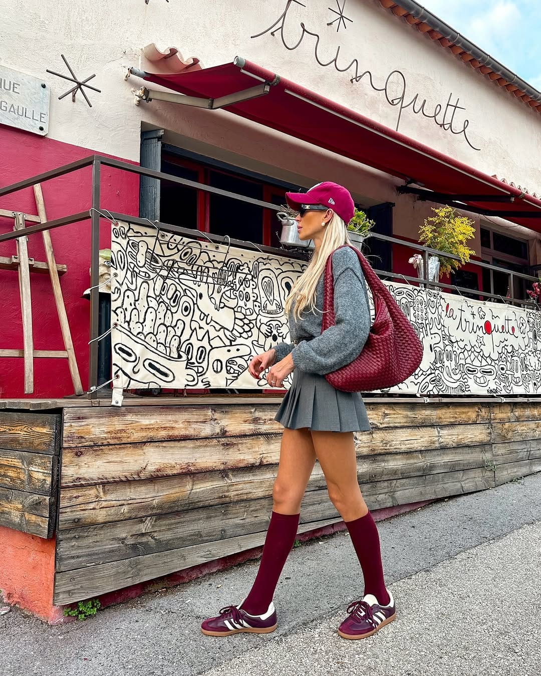 Post 9 by KARLITA WENDY ♡ on Instagram (carousel)