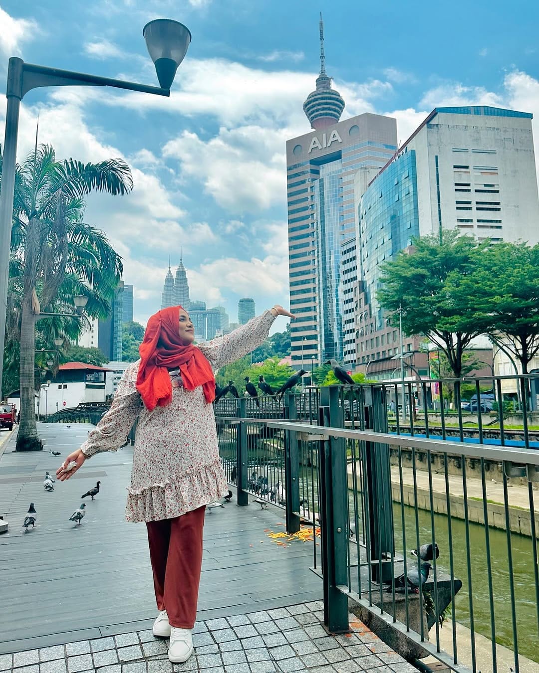 Post 8 by Mutahhara Mouri on Instagram (carousel)