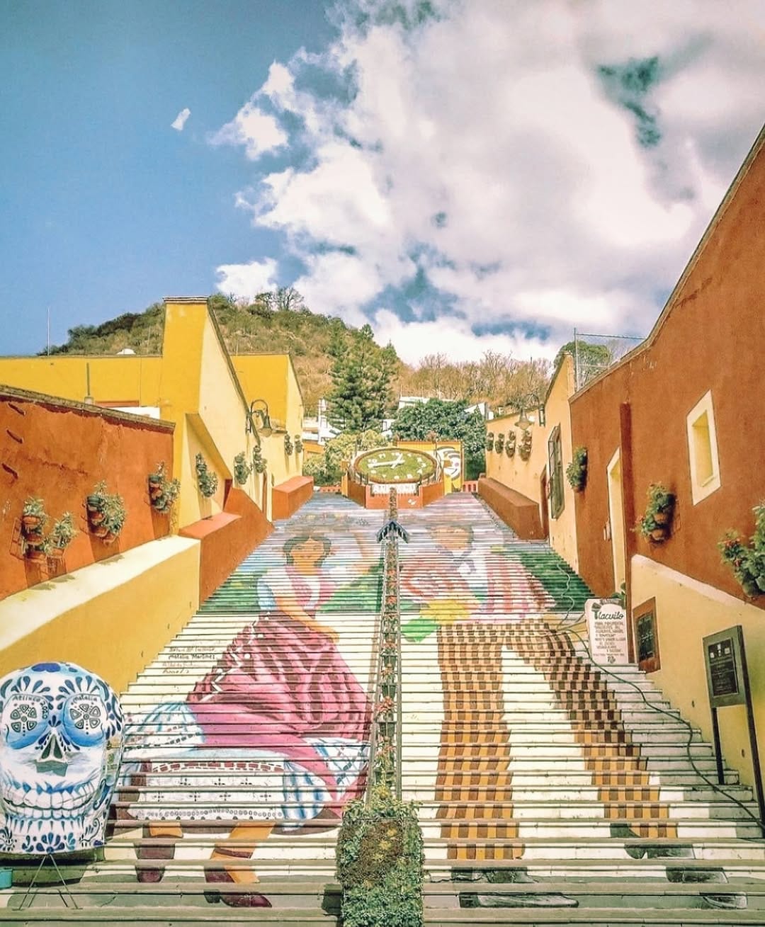 Post 8 by JoseLuis Coronel on Instagram (image)