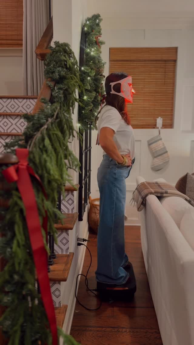 Post 5 by Michelle Robinson on Instagram (video)
