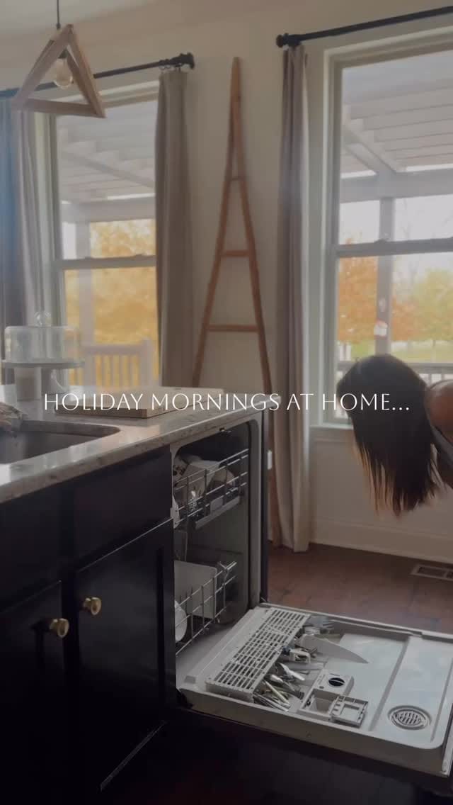 Post 9 by Michelle Robinson on Instagram (video)
