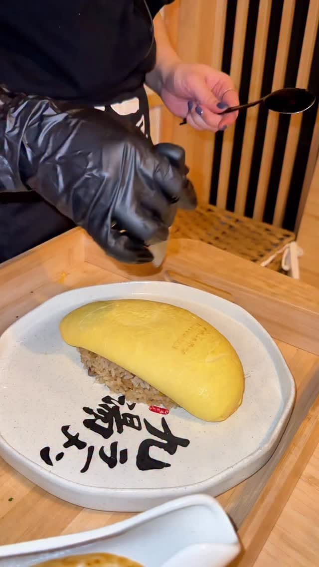 Post 3 by Food | Delicious | Dessert on Instagram (video)
