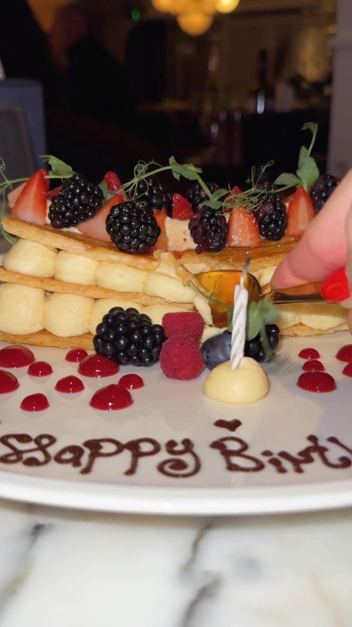 Post 10 by Food | Delicious | Dessert on Instagram (video)