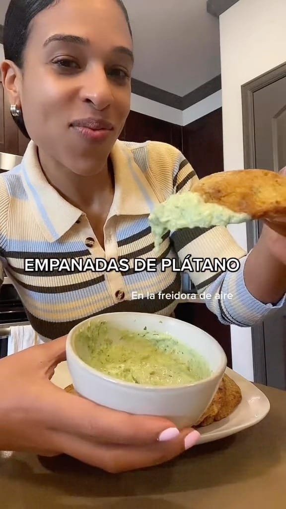 Post 9 by Maye Garcia on Instagram (video)