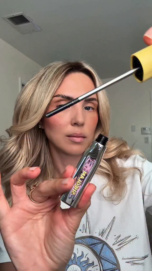 Post 3 by Olga Present🎀 on Instagram (video)