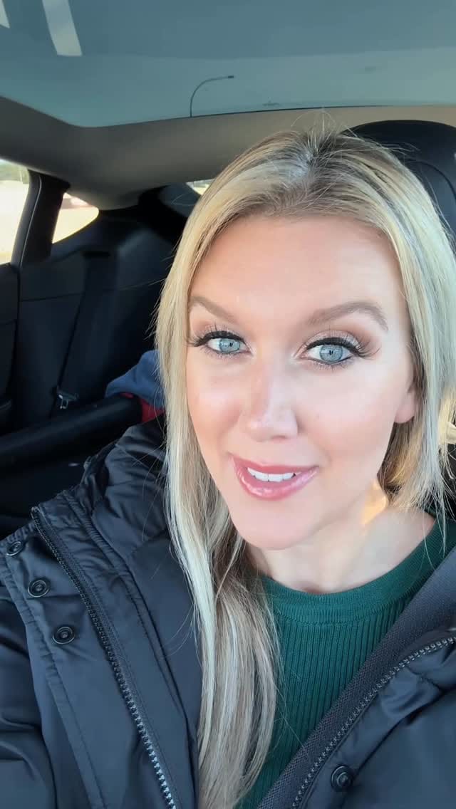 Post 7 by 𝐂𝐨𝐫𝐭𝐧𝐞𝐲 𝐑𝐞𝐚𝐫𝐝𝐚𝐧𝐳 on Instagram (video)