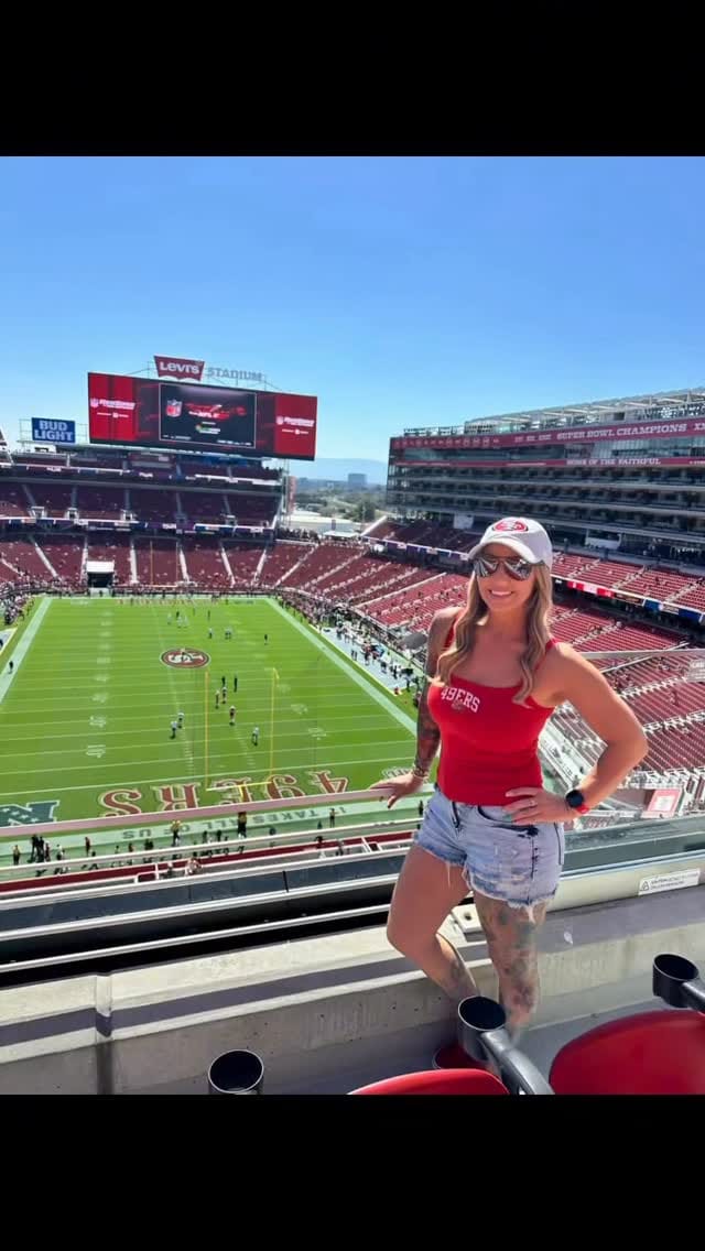 Post 7 by Stephanie clark on Instagram (video)