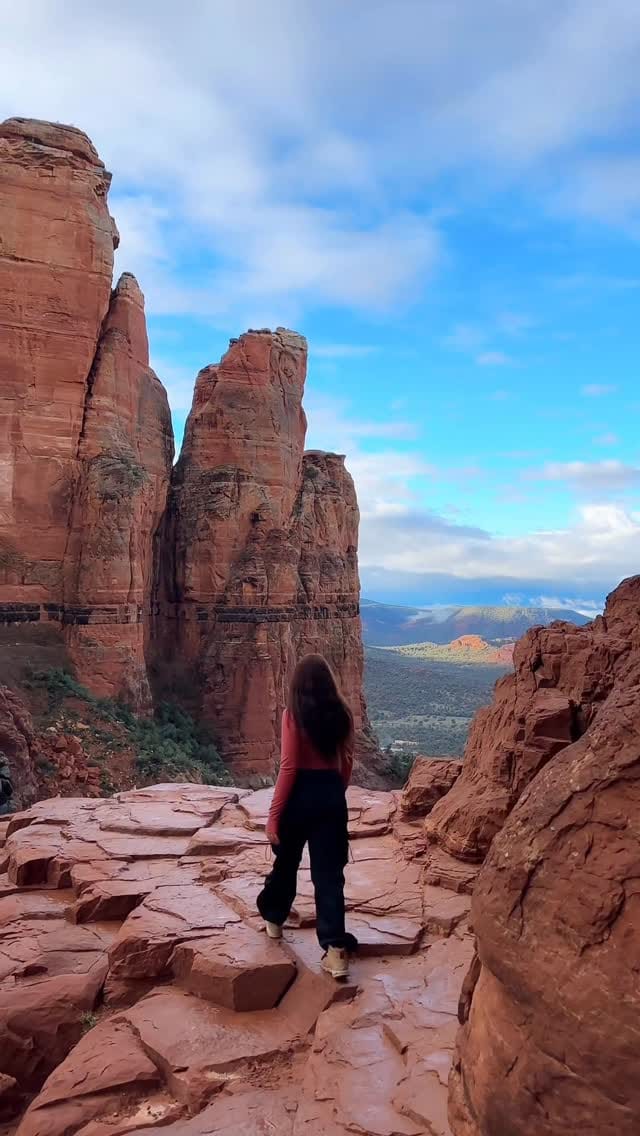 Post 1 by TRISTAN & CARA | TRAVEL COUPLE on Instagram (video)