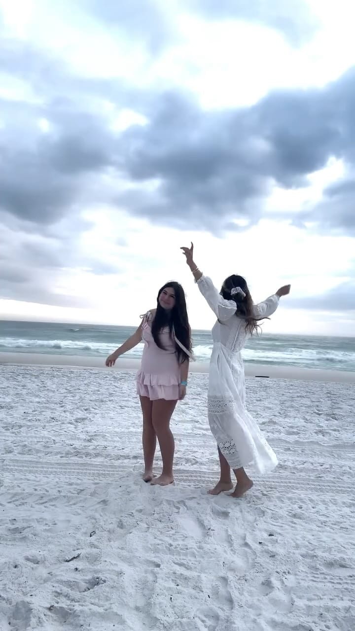 Post 5 by Brianne Manz on Instagram (video)