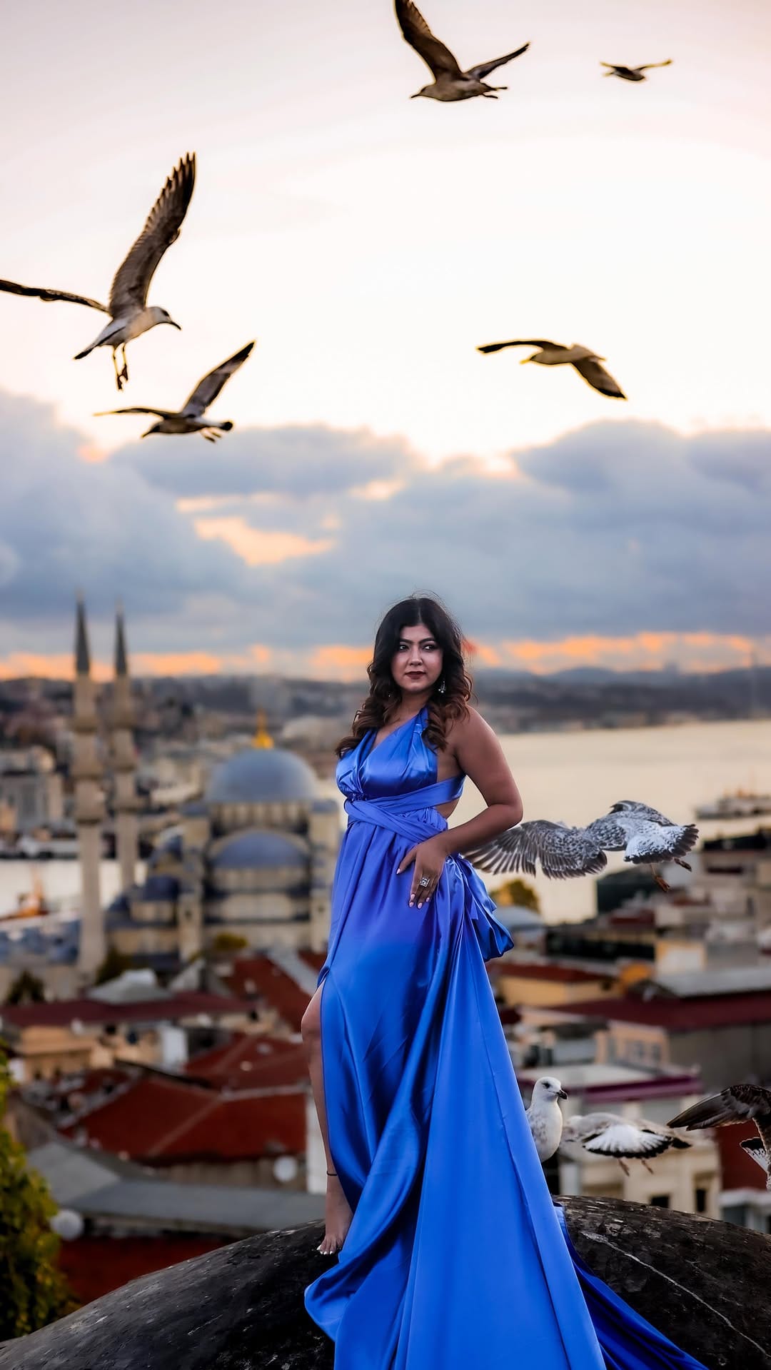 Post 9 by Vyom Kapoor . Seattle Blogger on Instagram (video)