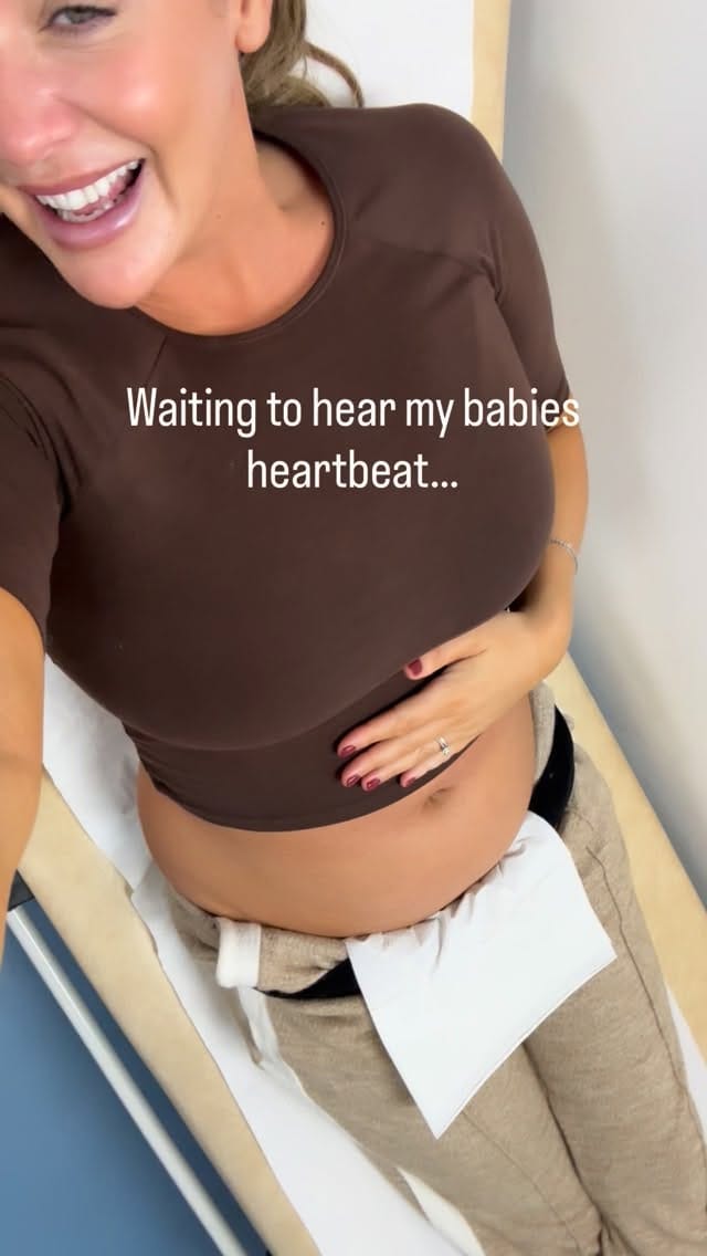 Post 6 by D a i s y  T a y l o r ❤️ on Instagram (video)