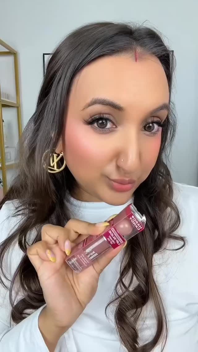 Post 9 by Rashee Gupta on Instagram (video)