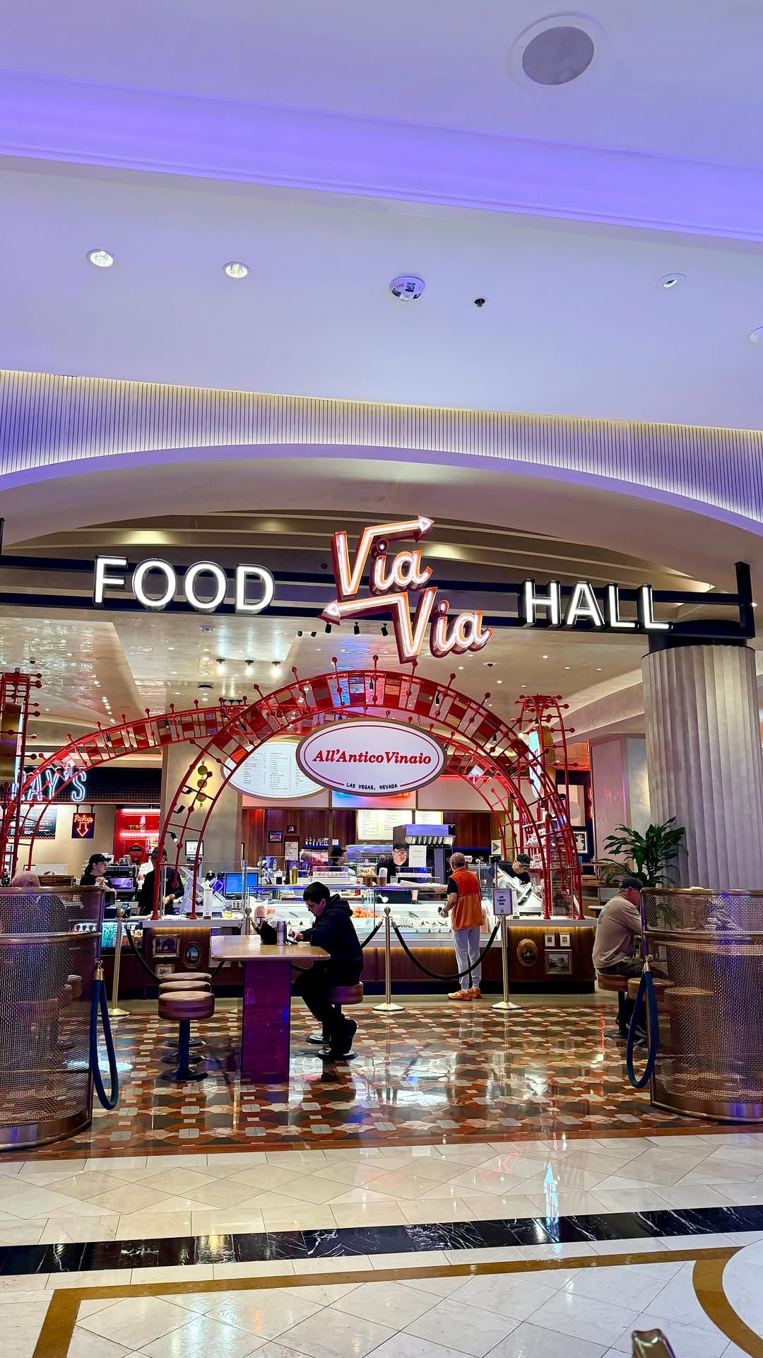 Post 2 by Experience Vegas on Instagram (video)