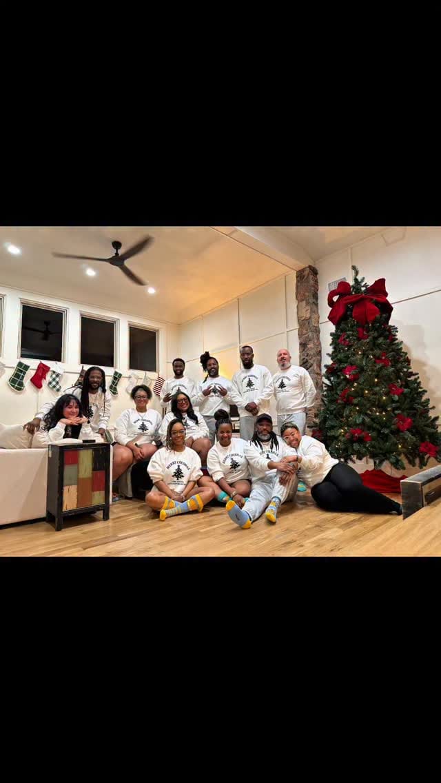 Post 3 by Amanda Jones on Instagram (video)