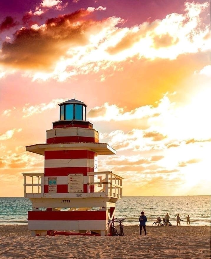 Post 8 by Miami Traveler on Instagram (image)