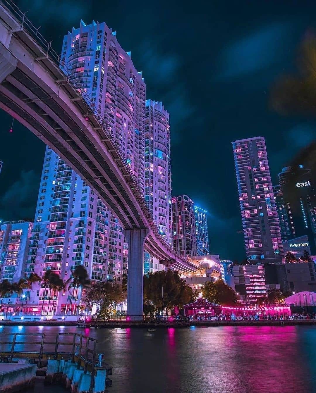 Post 3 by Miami Traveler on Instagram (image)