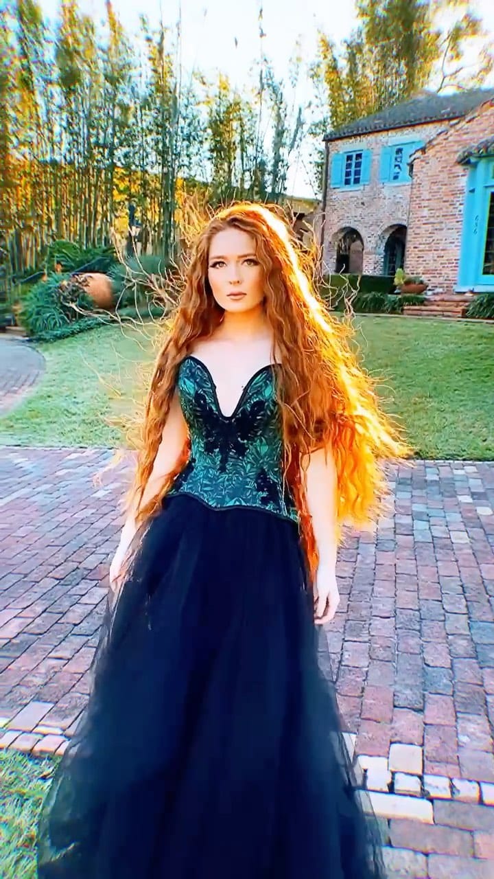Post 8 by Jessie Dabrowski on Instagram (video)