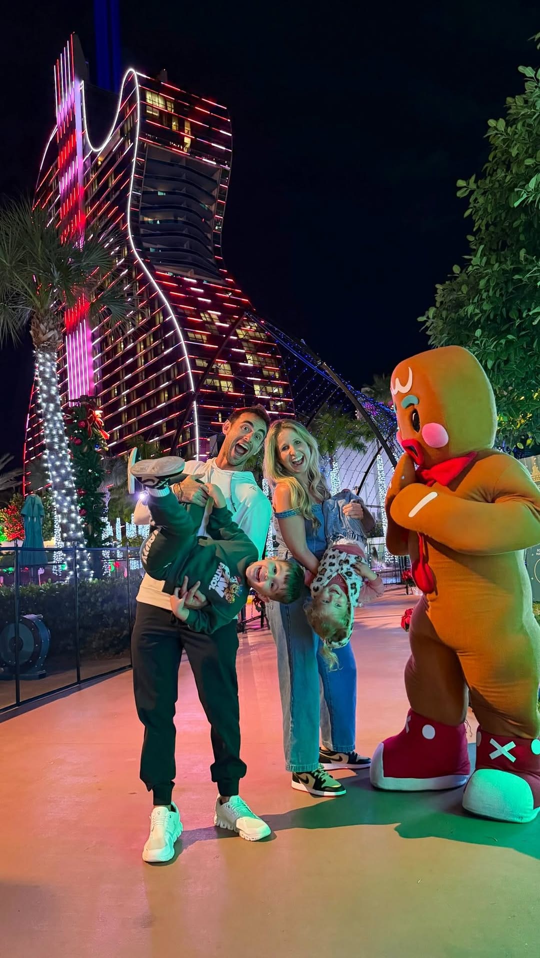 Post 5 by Florida Date Night on Instagram (video)