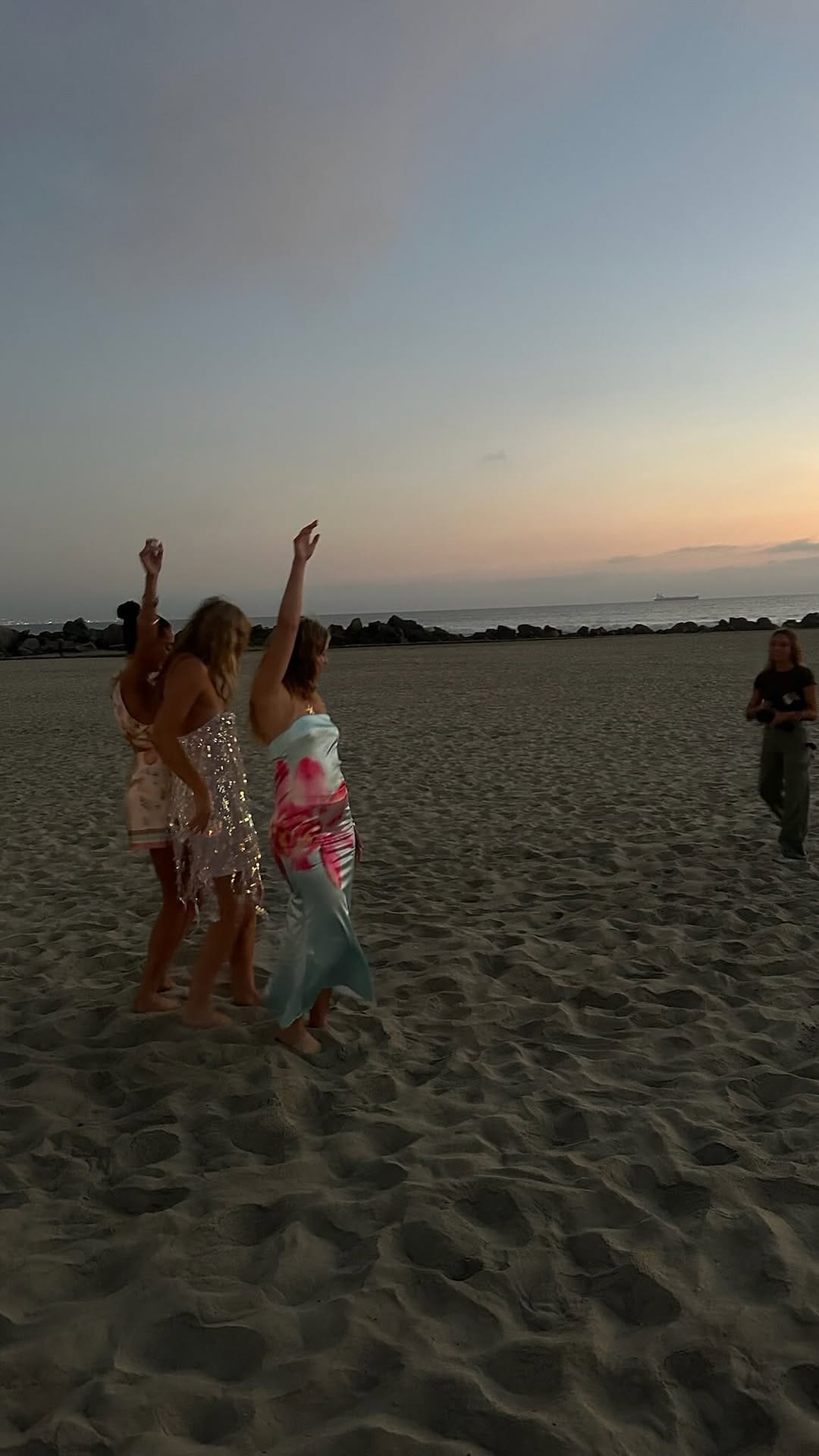 Post 7 by Dana Joelle on Instagram (video)
