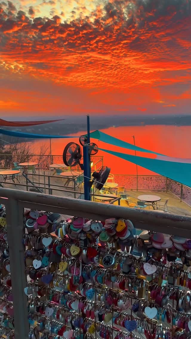 Post 3 by Francisco Reyes Rosas on Instagram (video)