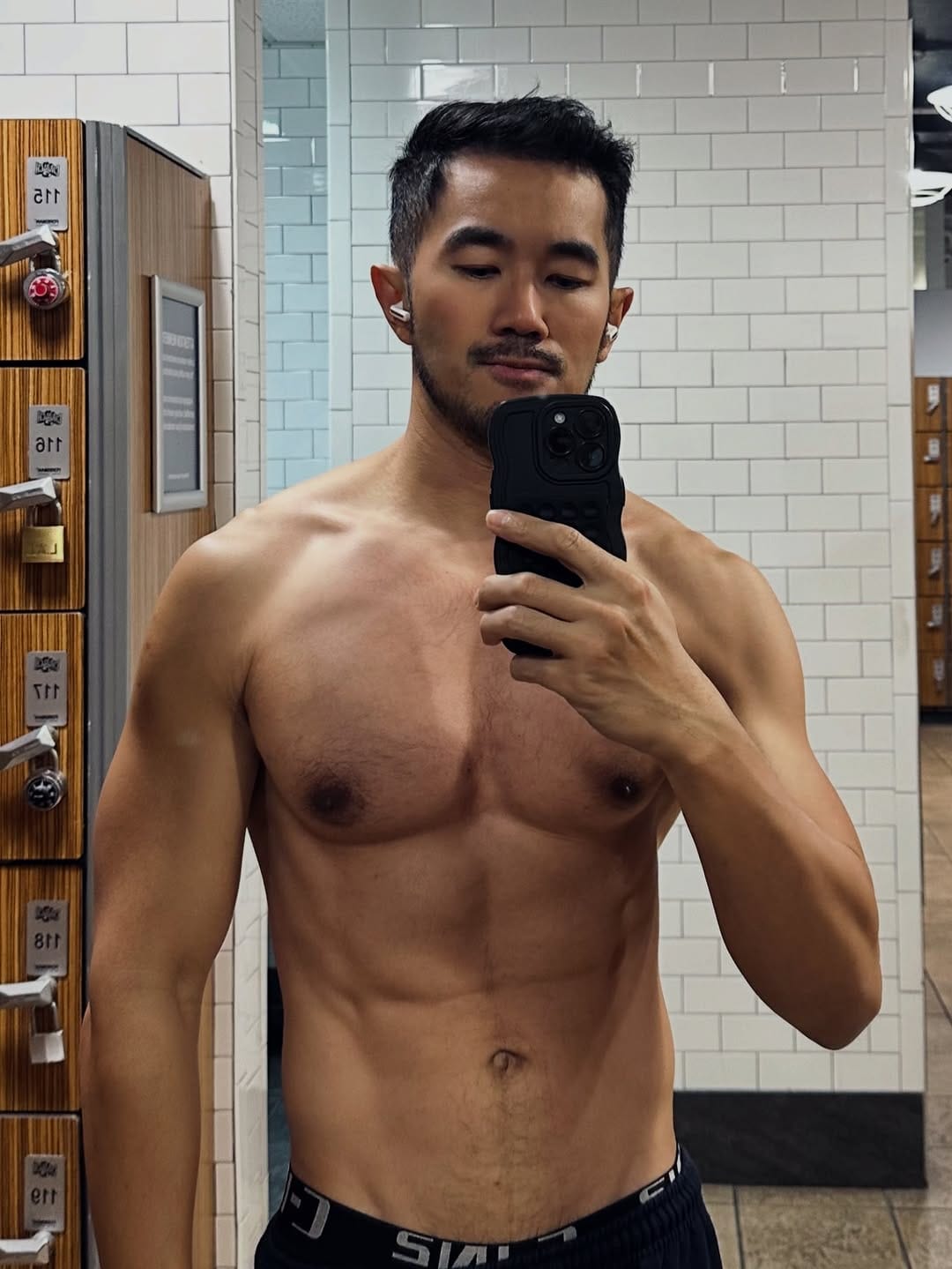Post 1 by Even Cheng on Instagram (image)