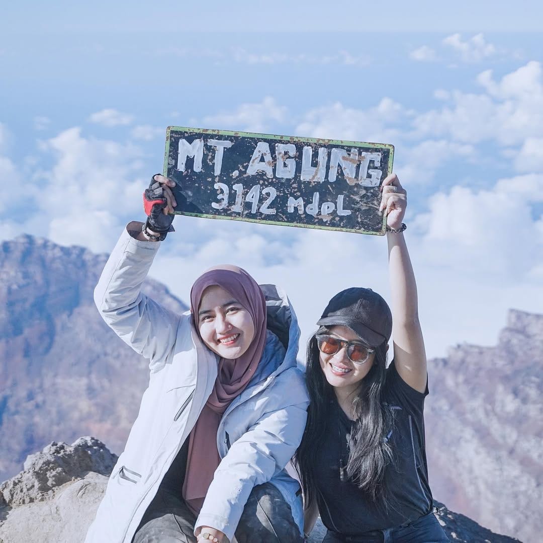 Post 1 by Bulan April on Instagram (carousel)