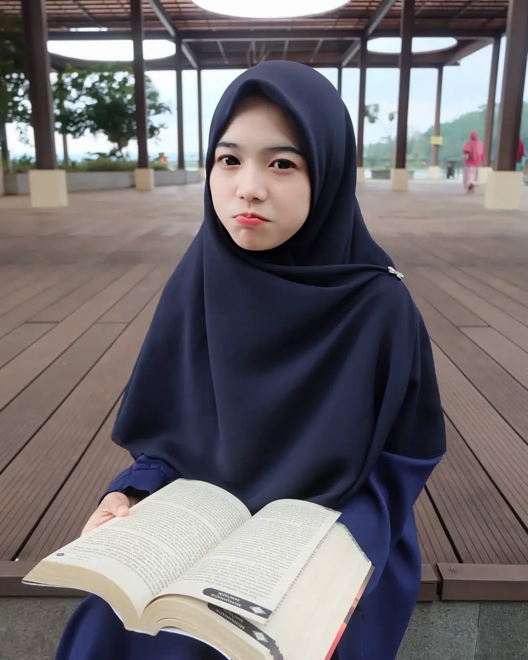 Post 10 by Bulan April on Instagram (carousel)